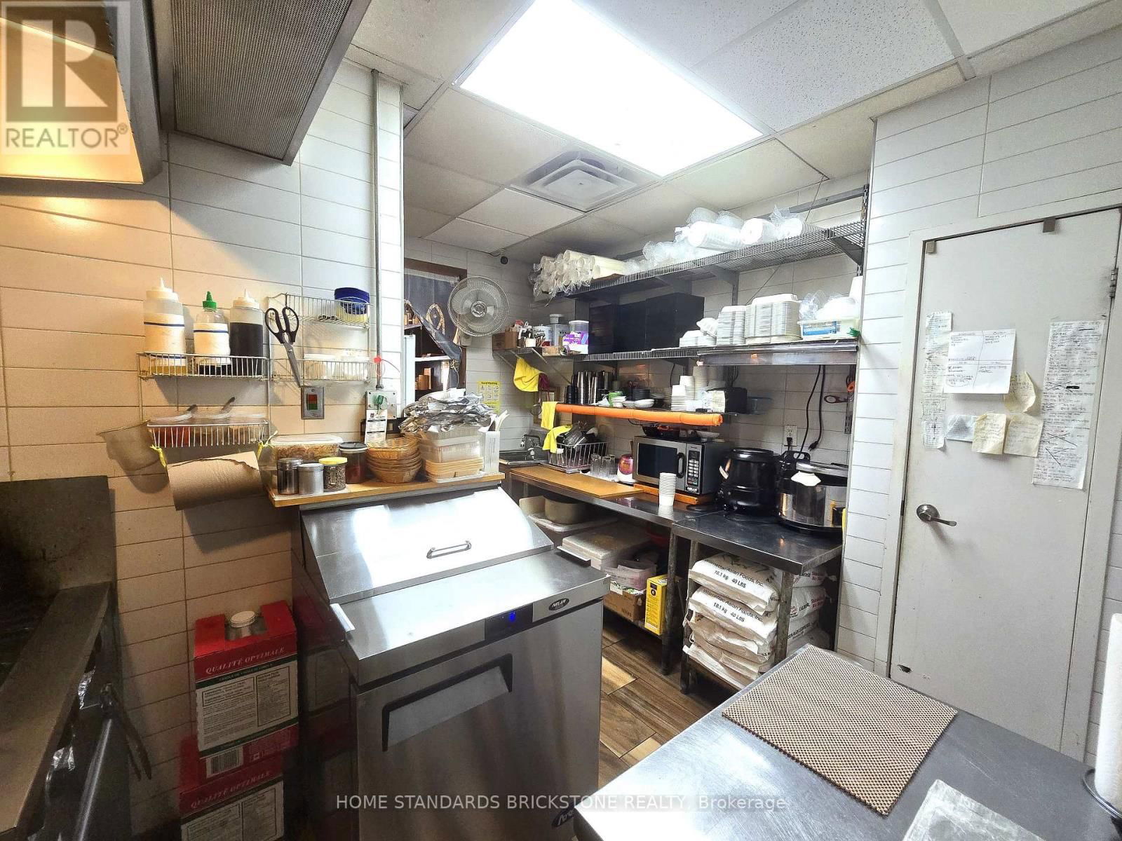 1 - 80 ELLESMERE ROAD Image 15