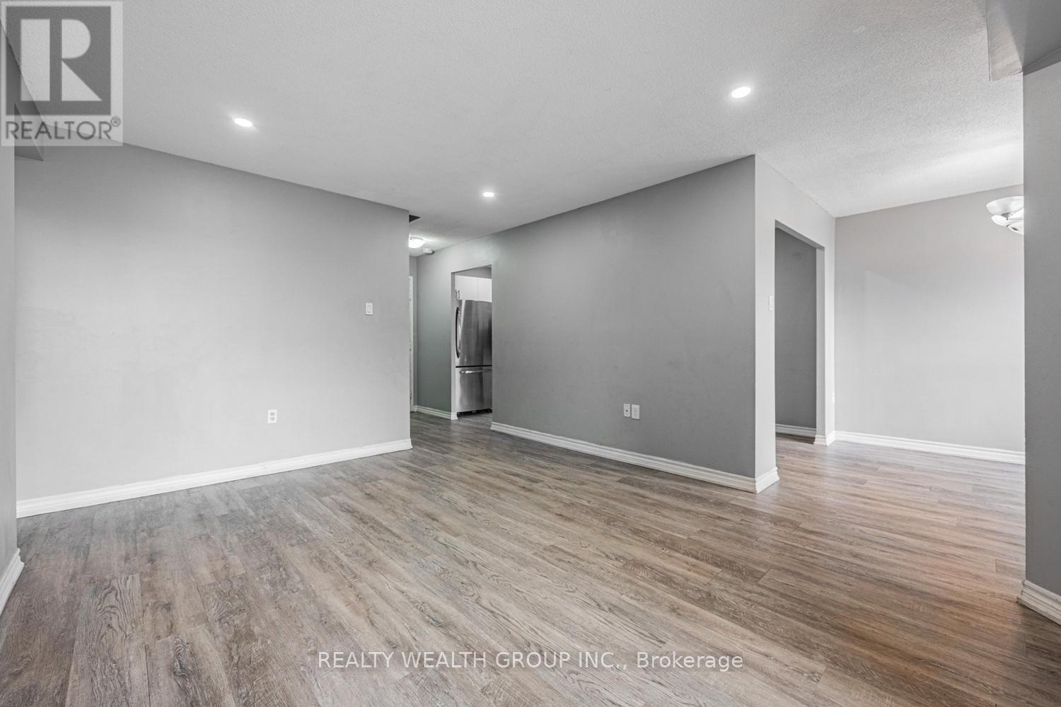 306 - 4062 LAWRENCE AVENUE Image 8