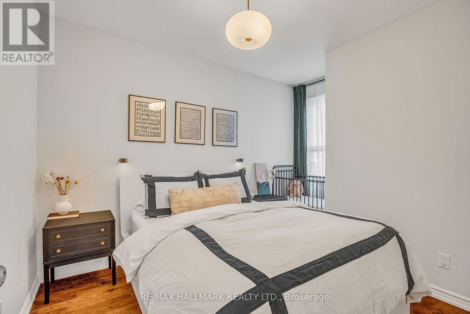 1043 CRAVEN ROAD Image 11