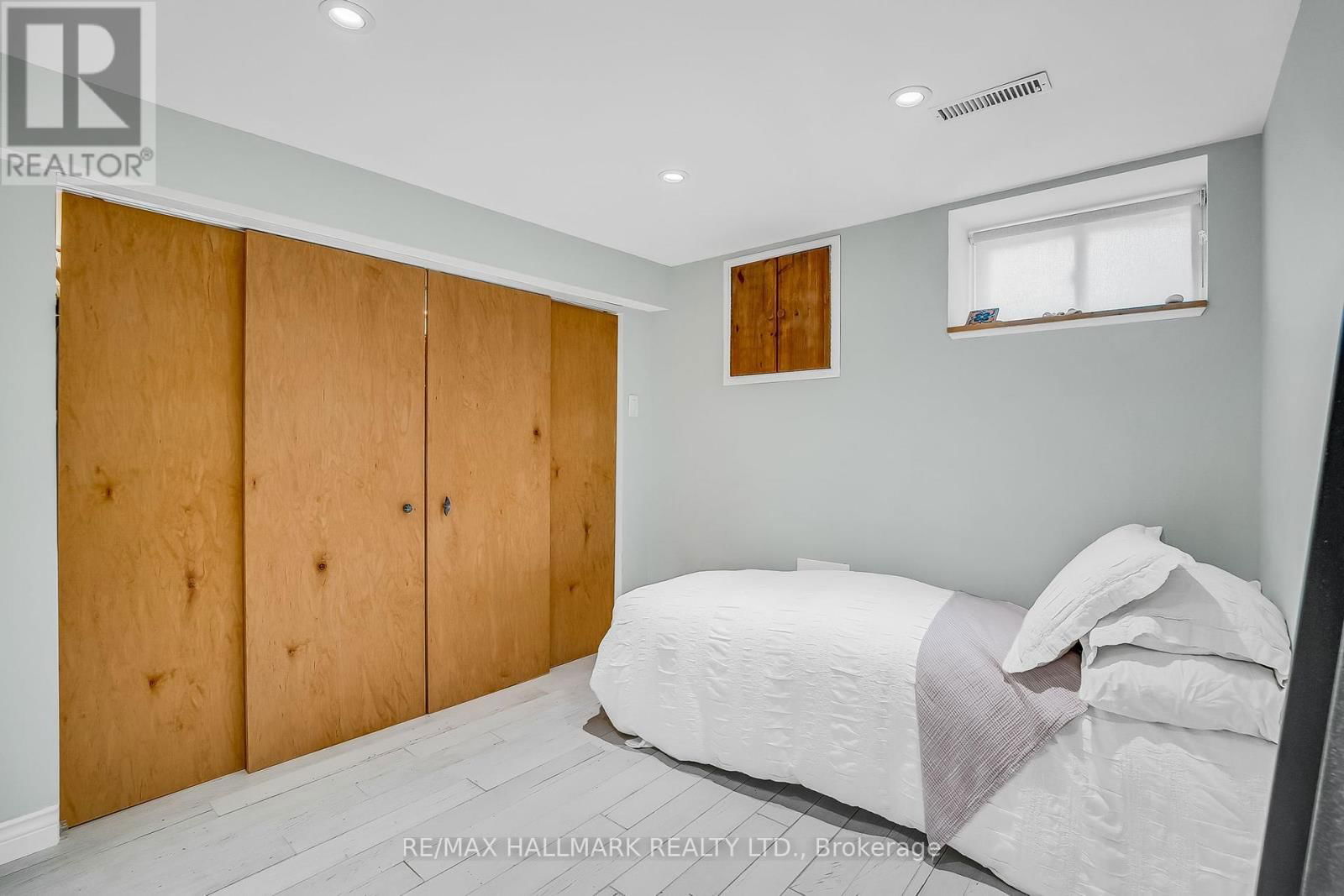 1043 CRAVEN ROAD Image 27