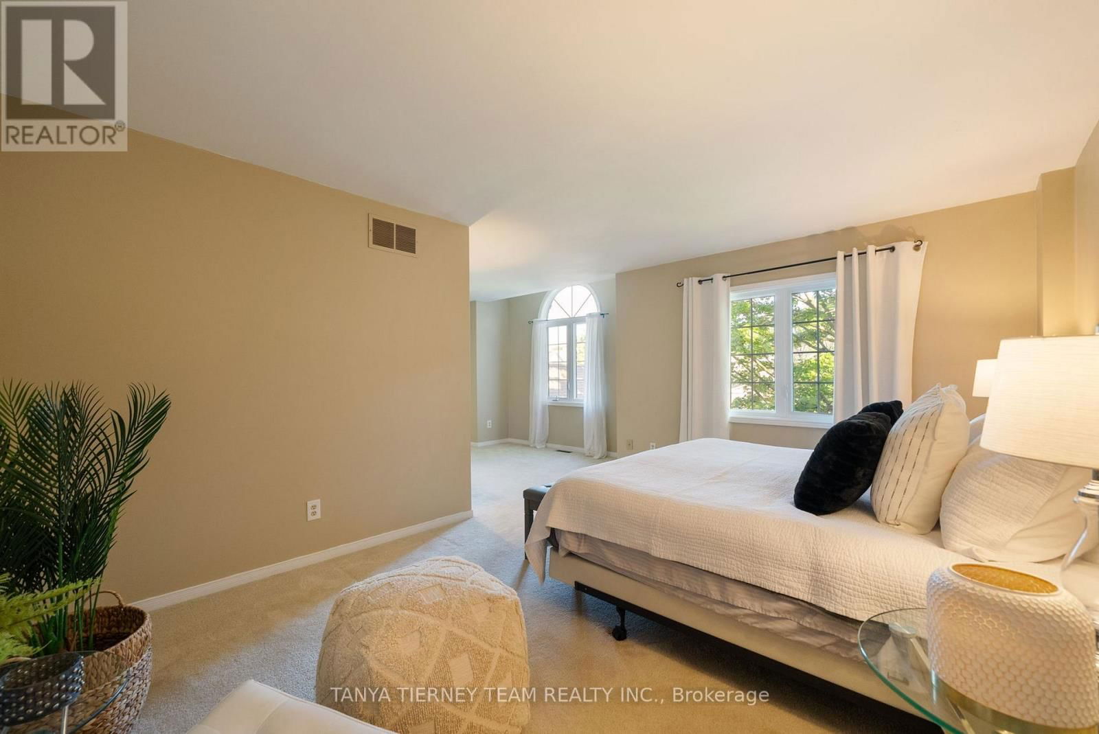 60 GLEN DHU DRIVE Image 24