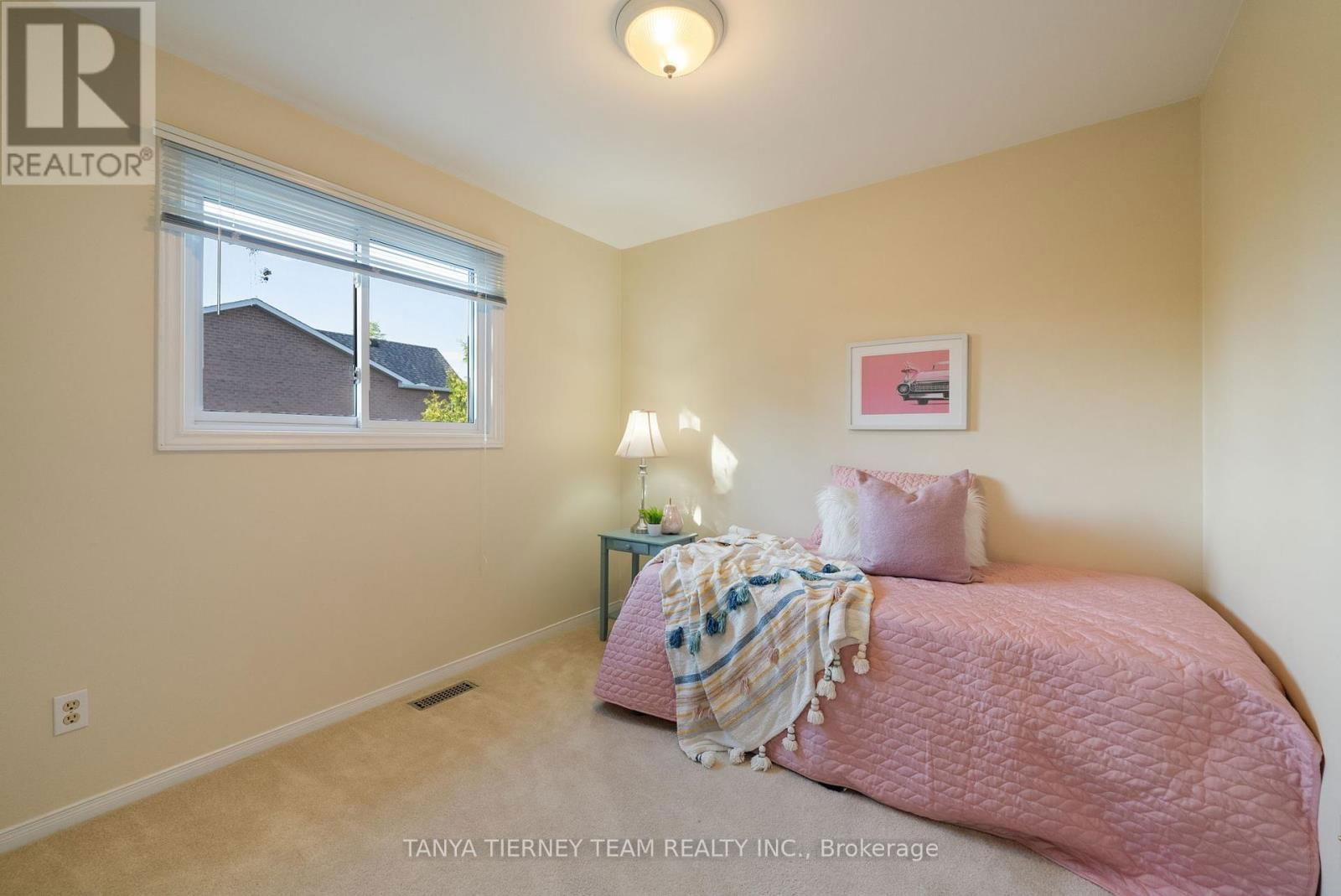 60 GLEN DHU DRIVE Image 30