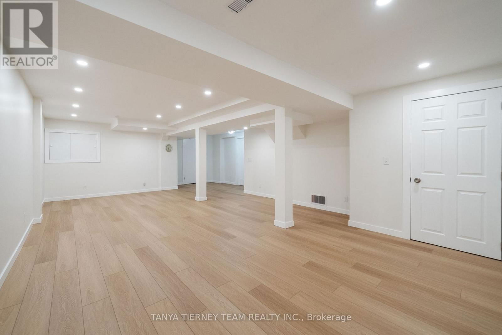 60 GLEN DHU DRIVE Image 36