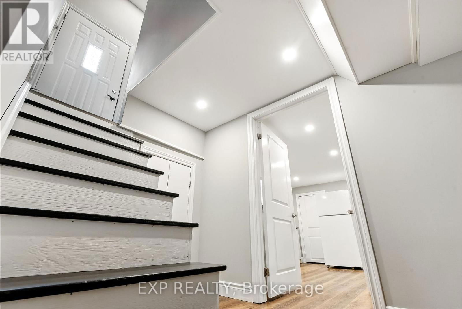 505 CRERAR AVENUE Image 25