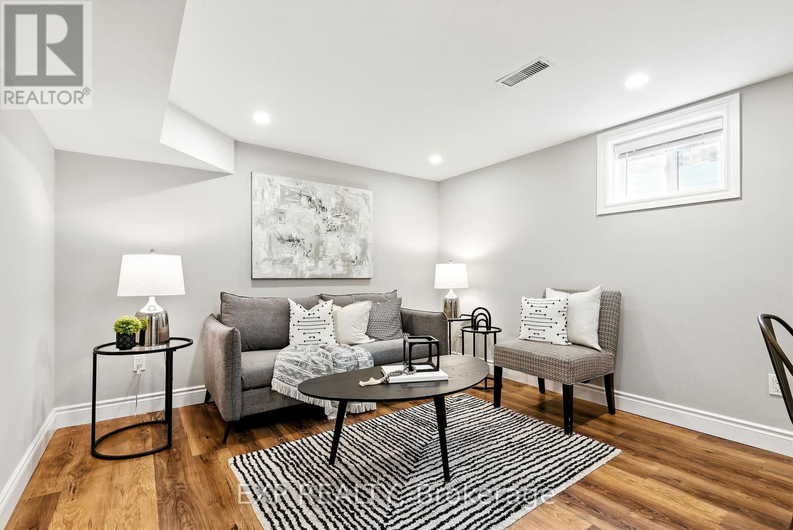 505 CRERAR AVENUE Image 30