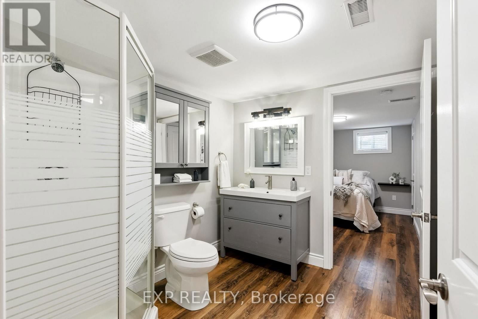 505 CRERAR AVENUE Image 35
