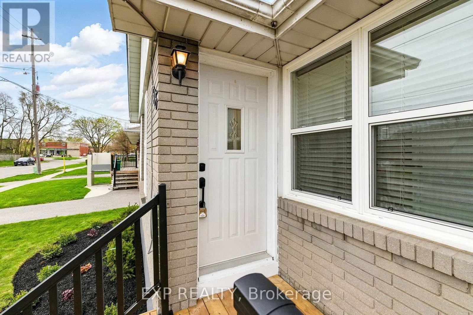 505 CRERAR AVENUE Image 6