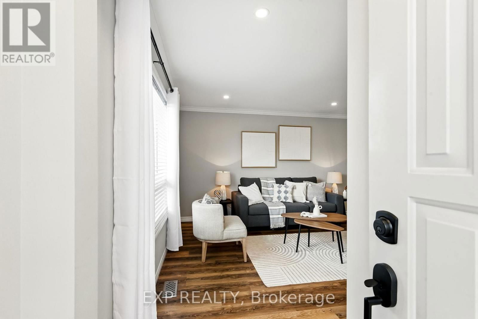 505 CRERAR AVENUE Image 7