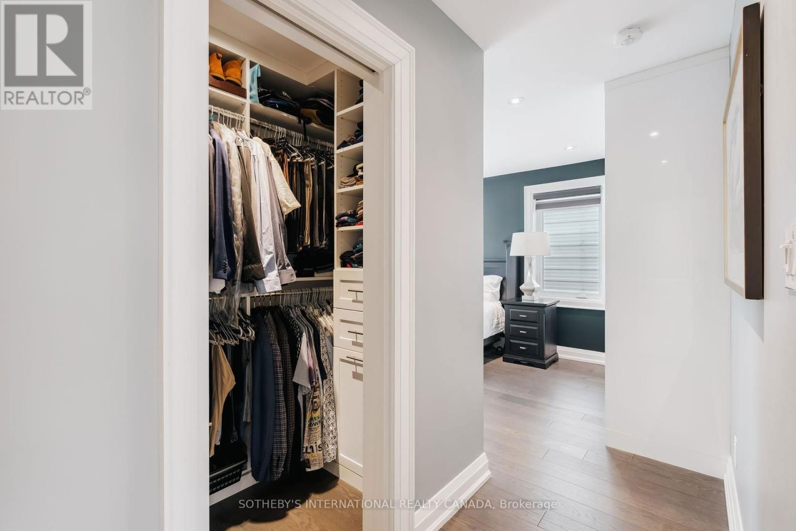 34 EATON AVENUE Image 22
