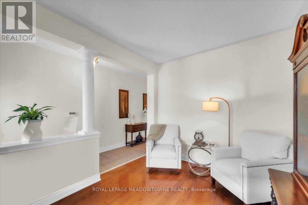 5 FREER CRESCENT Image 6