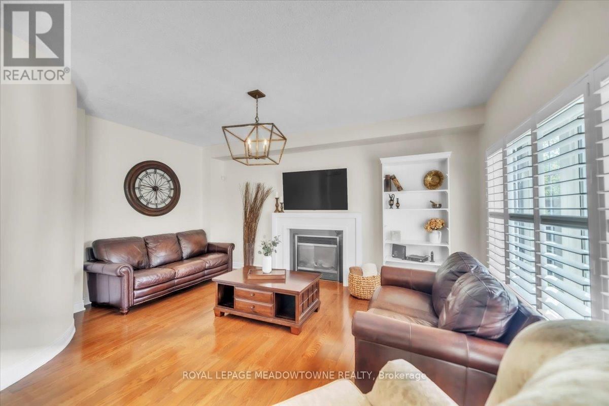 5 FREER CRESCENT Image 9