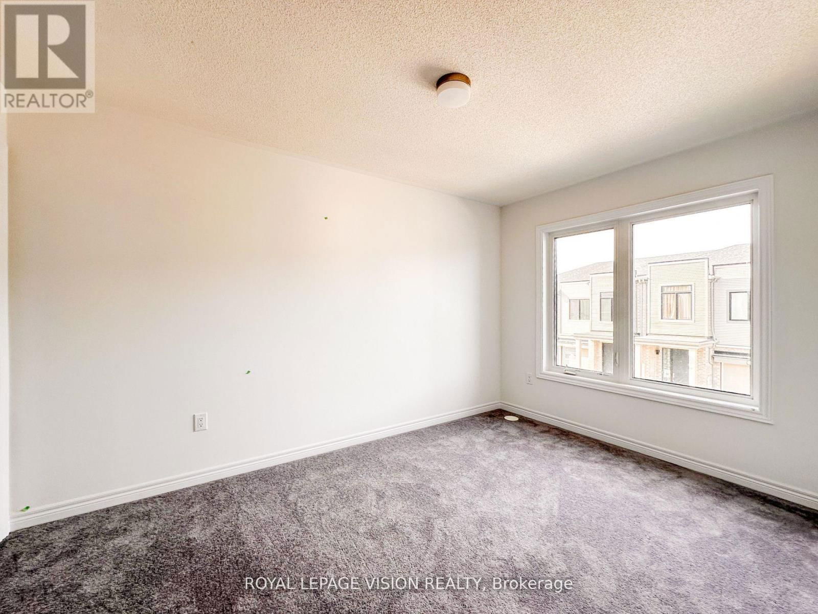 21 SORBARA WAY Image 10