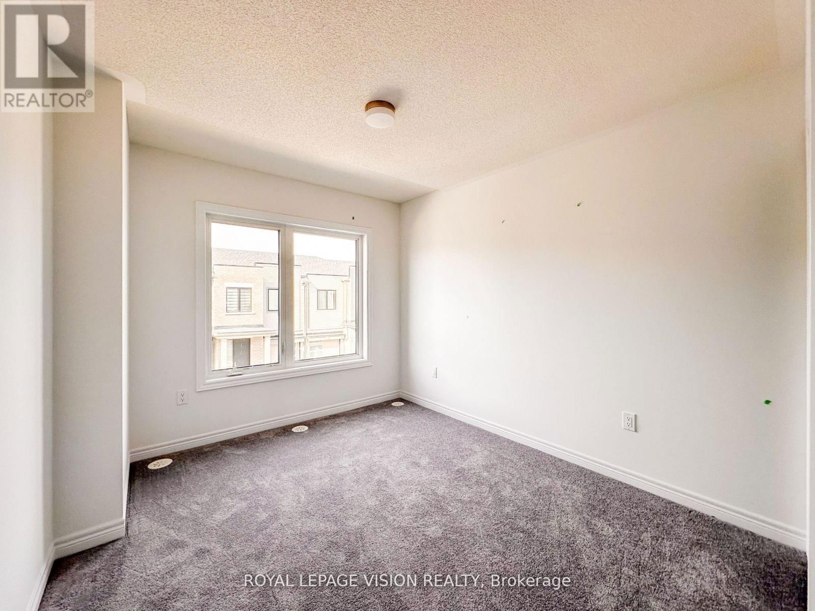 21 SORBARA WAY Image 12