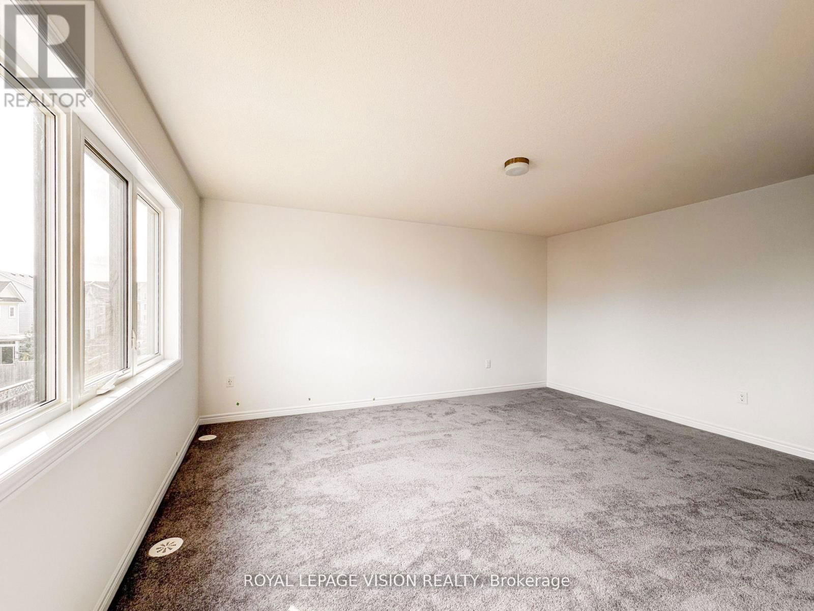21 SORBARA WAY Image 15