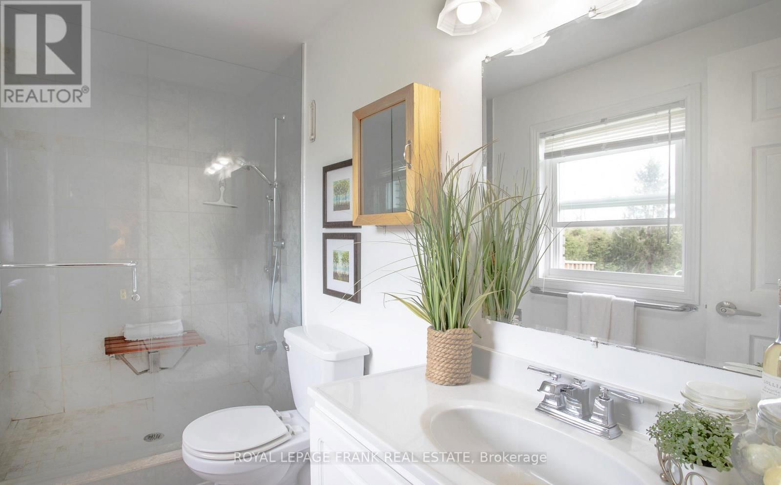 24 PEARL DRIVE Image 26