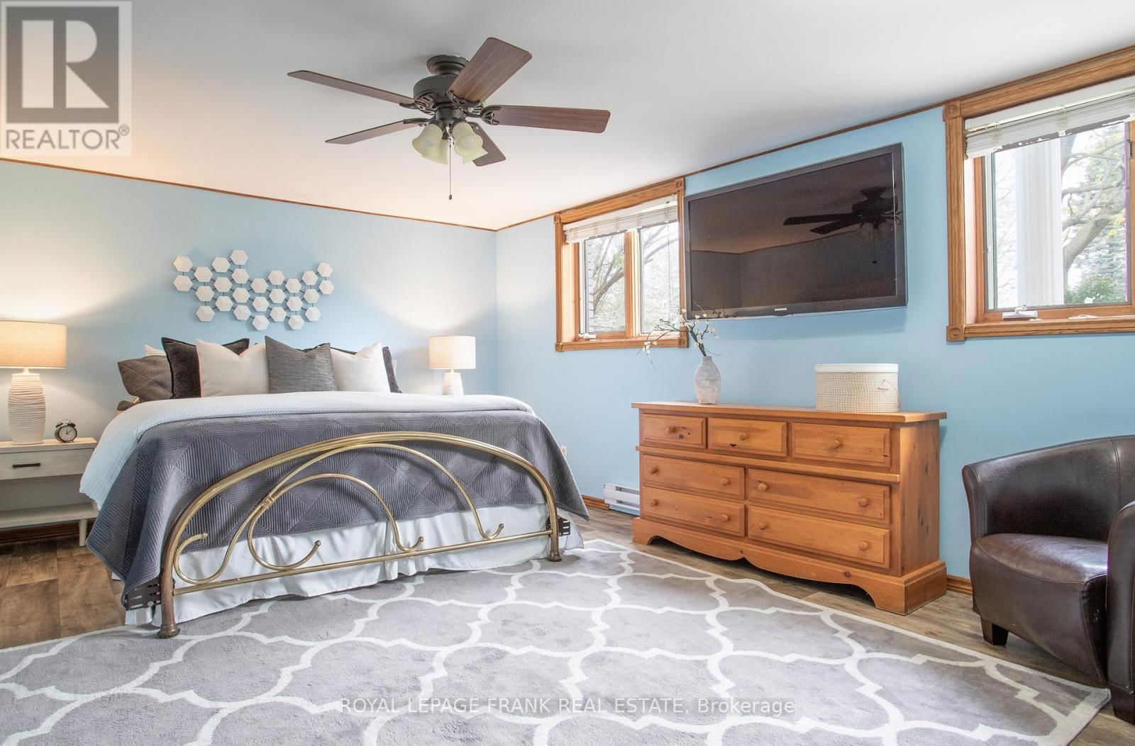 24 PEARL DRIVE Image 31