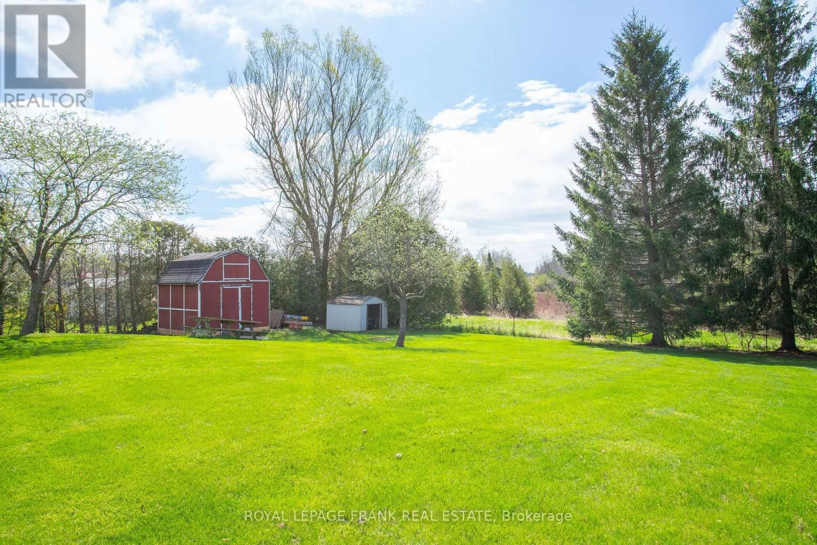 24 PEARL DRIVE Image 43
