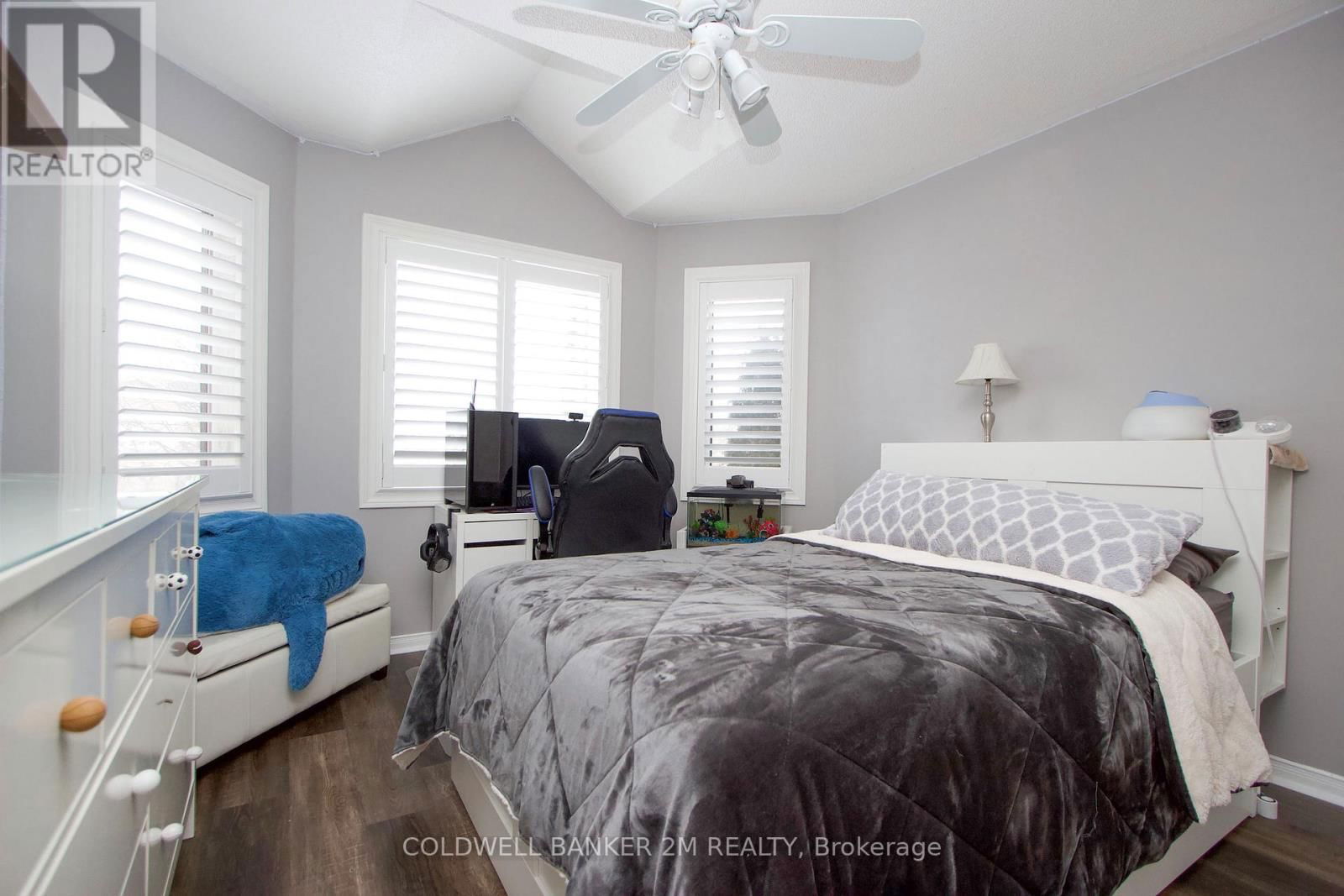 3 POGSON DRIVE Image 26