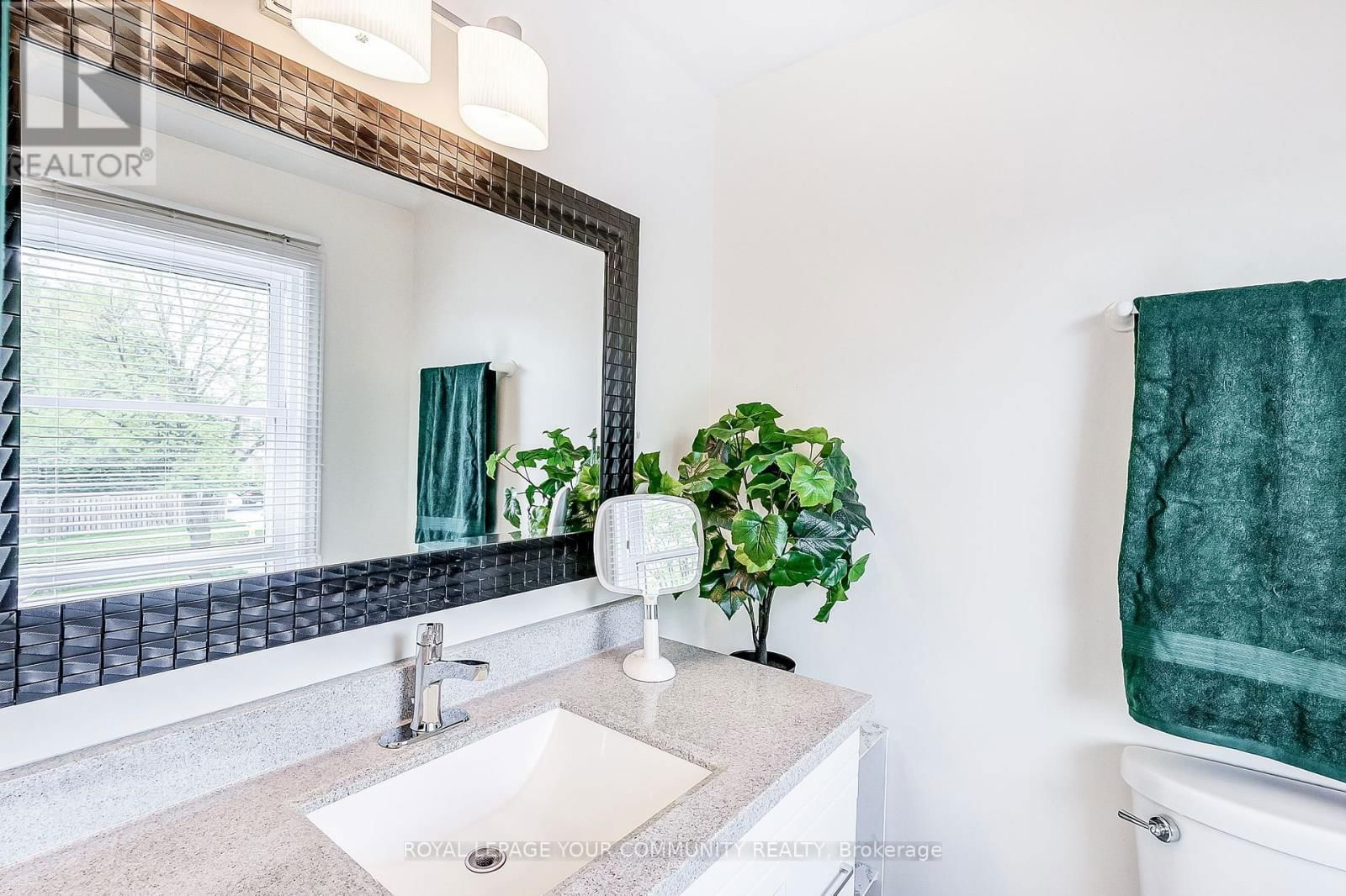 660 FOXWOOD TRAIL Image 31