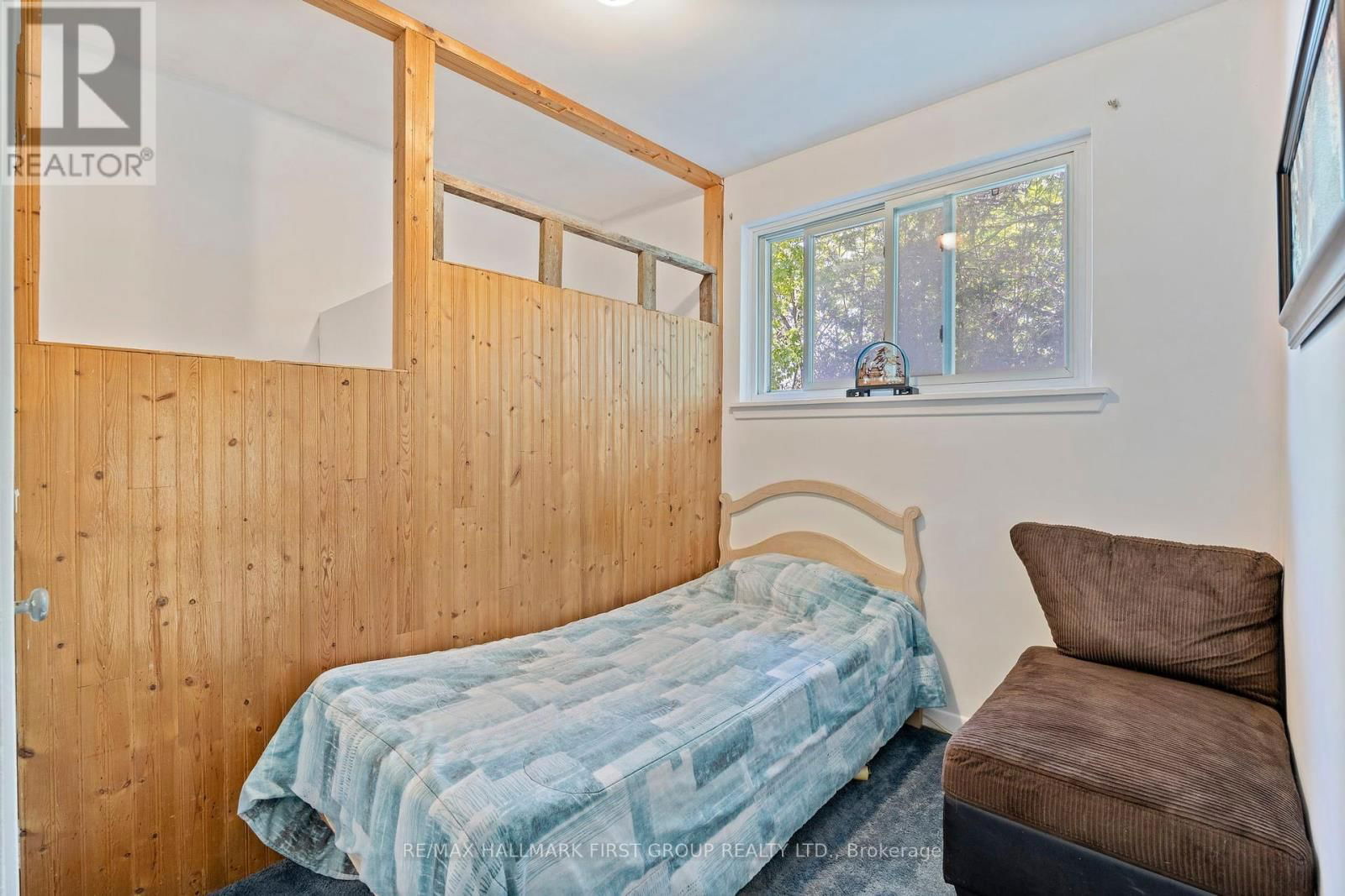 121 EMPEROR STREET Image 17