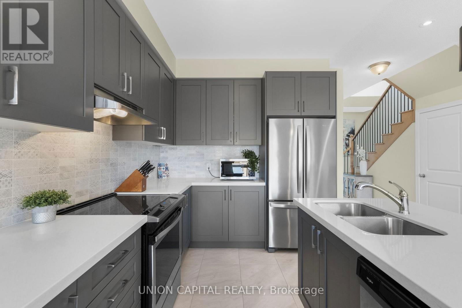 1150 DRAWSTRING LANE Image 9