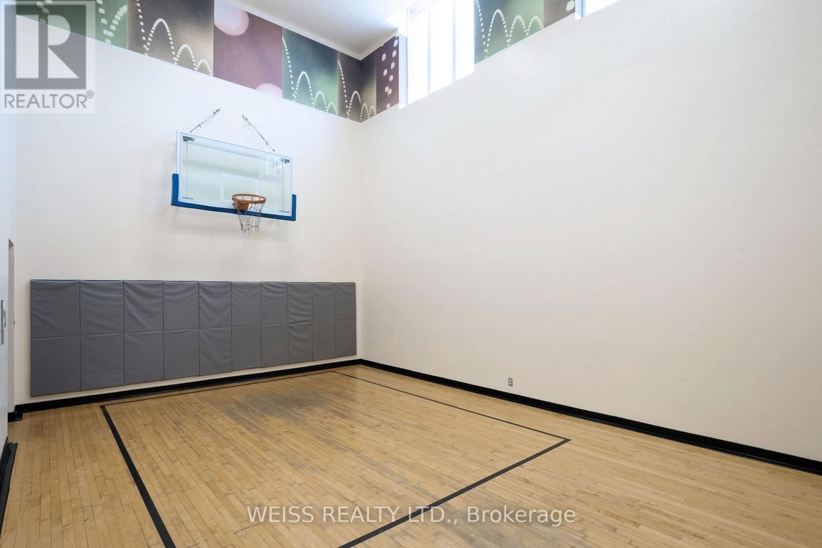 529 - 18 MONDEO DRIVE Image 36