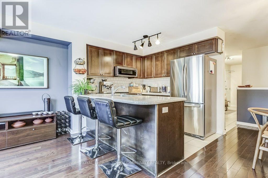 D38 - 651 WARDEN AVENUE Image 1