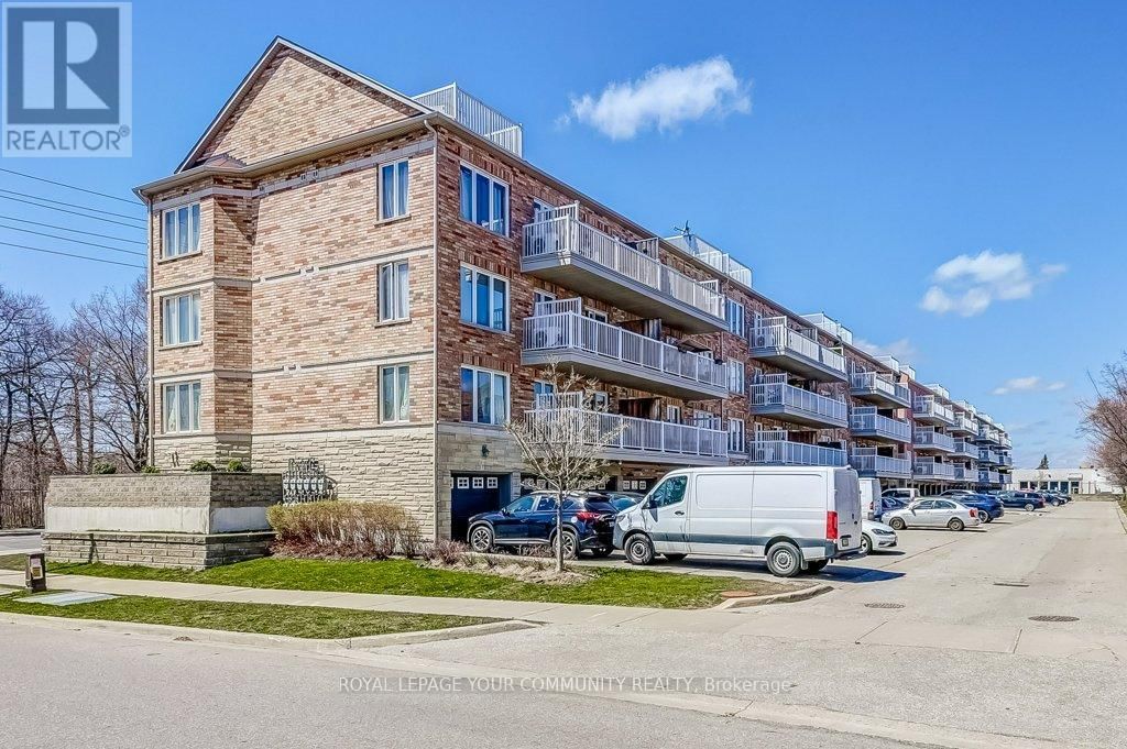 D38 - 651 WARDEN AVENUE Image 34