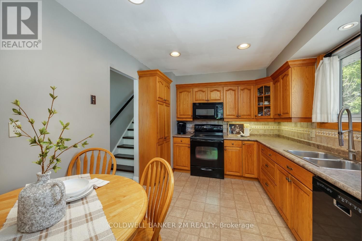 246 HARMONY ROAD NORTH Image 13