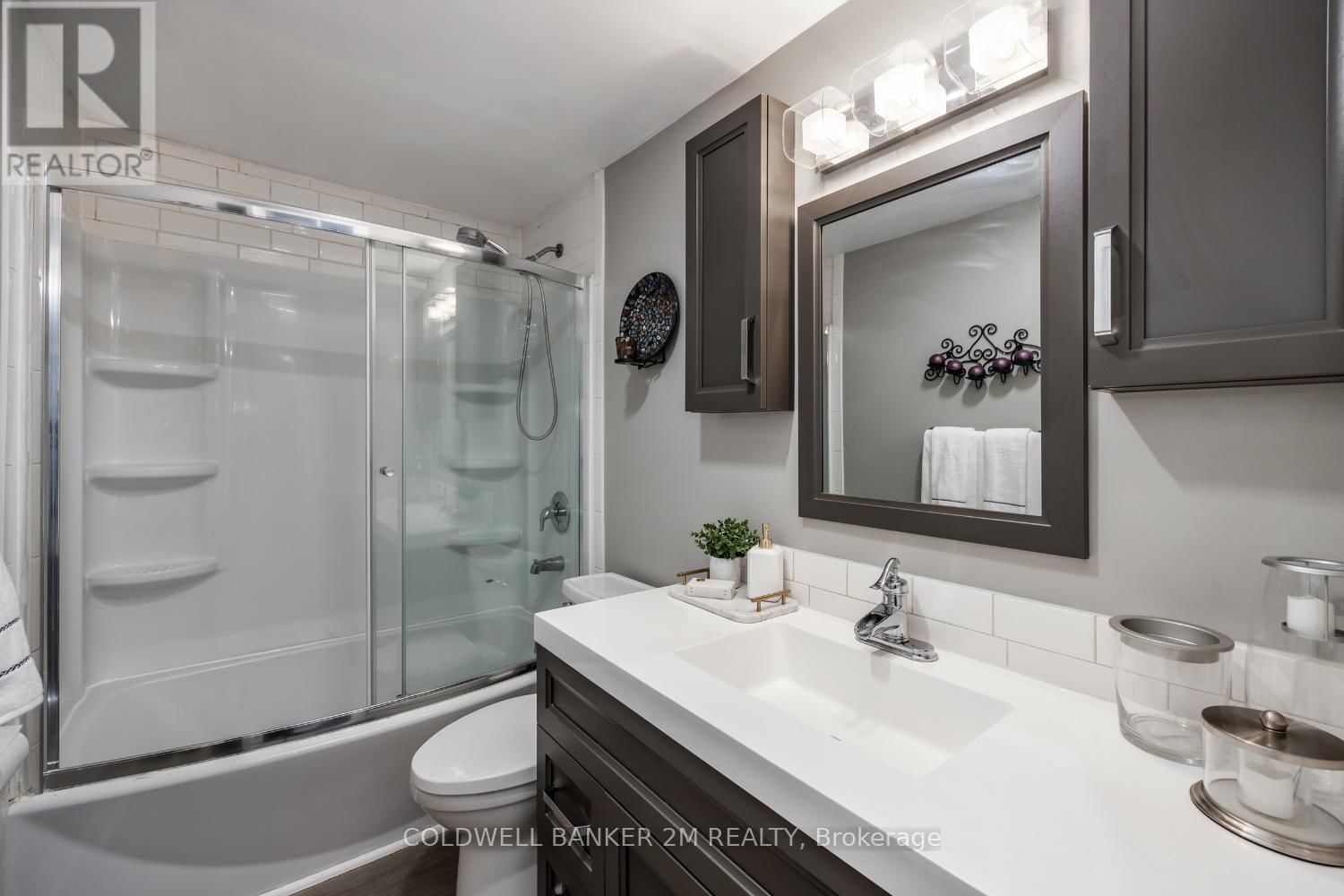 246 HARMONY ROAD NORTH Image 33