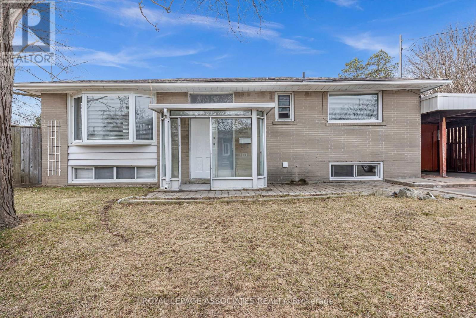 BSMT - 81 KENCLIFF CRESCENT Image 1