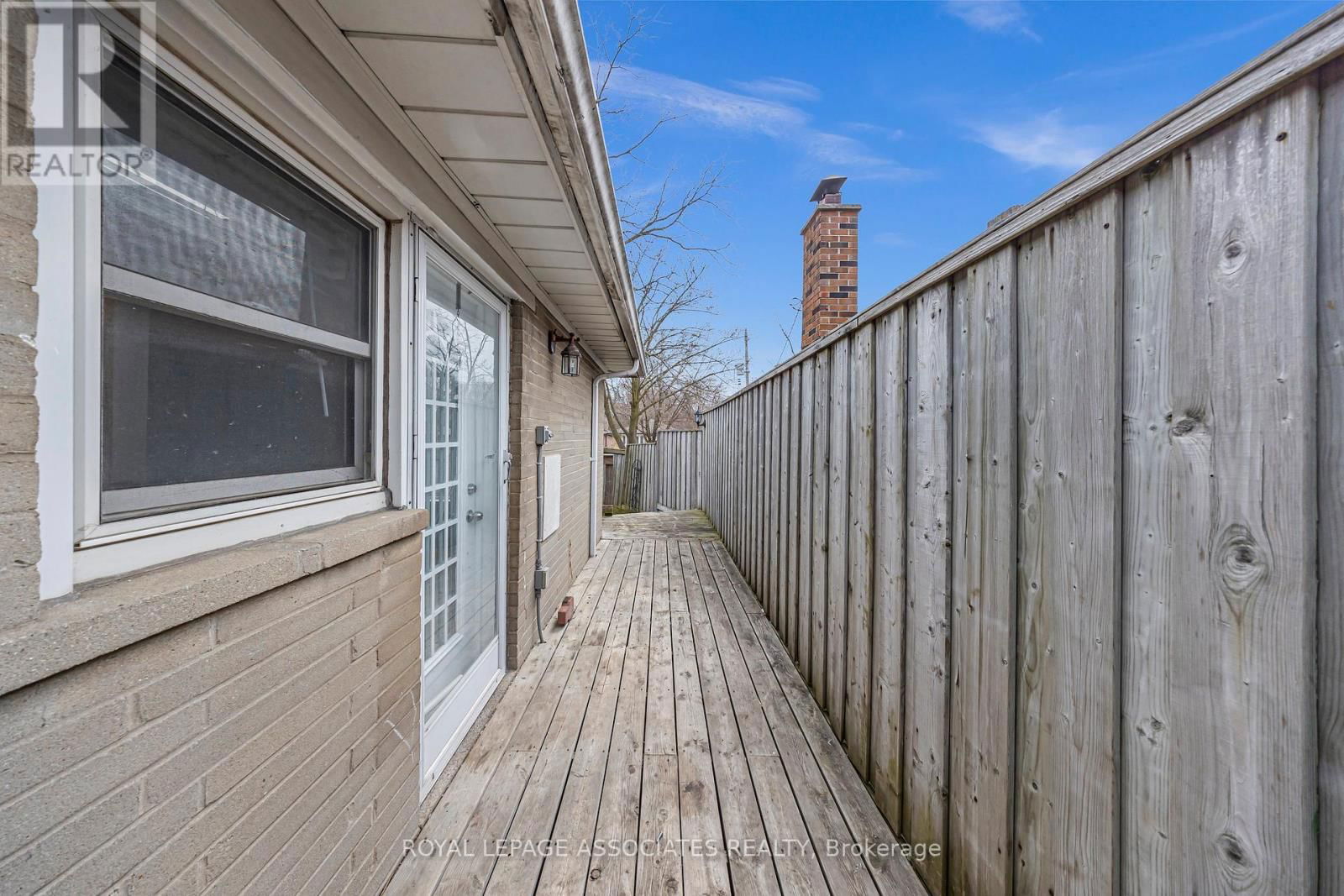 BSMT - 81 KENCLIFF CRESCENT Image 18