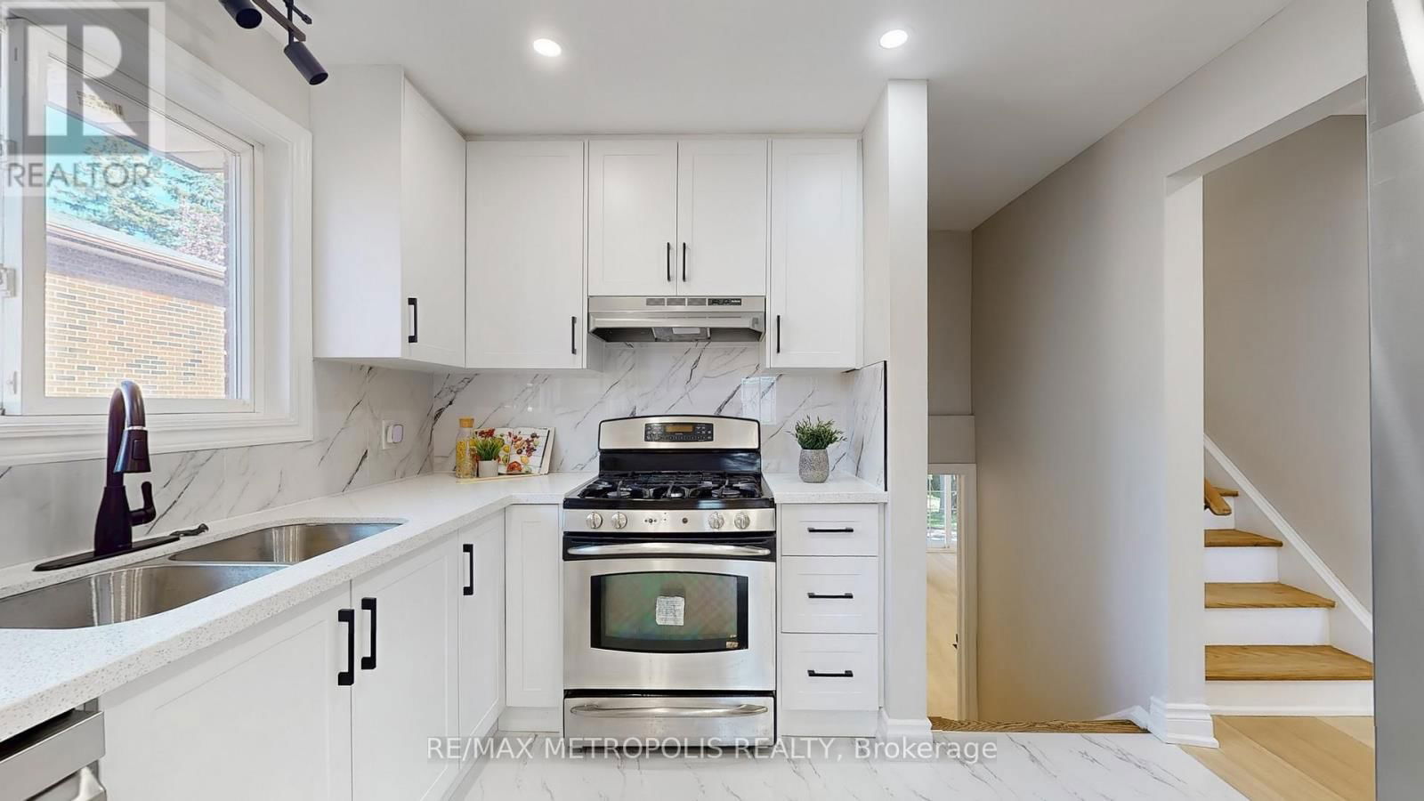 57 ANGORA STREET Image 16