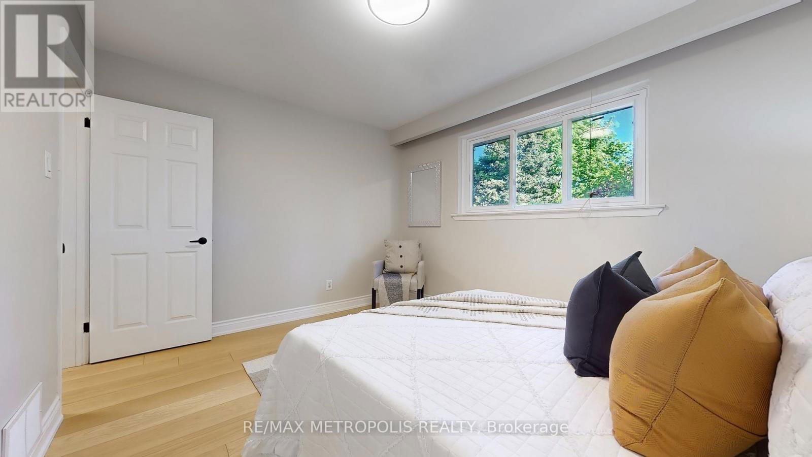 57 ANGORA STREET Image 21