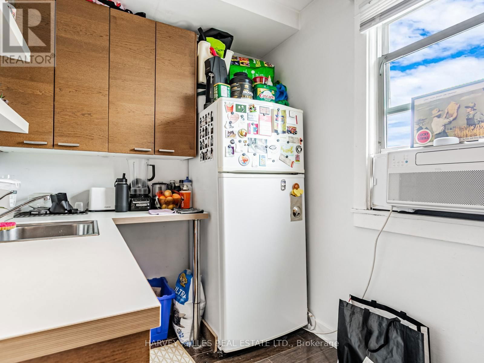 45 STRATHMORE BOULEVARD Image 12