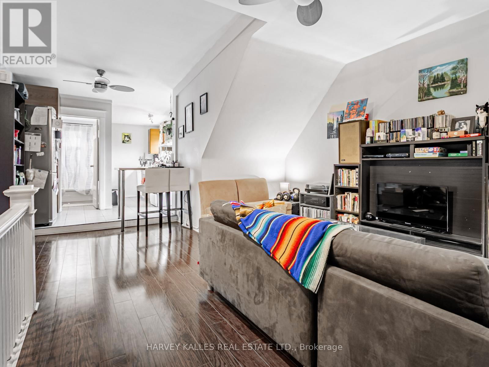 45 STRATHMORE BOULEVARD Image 15