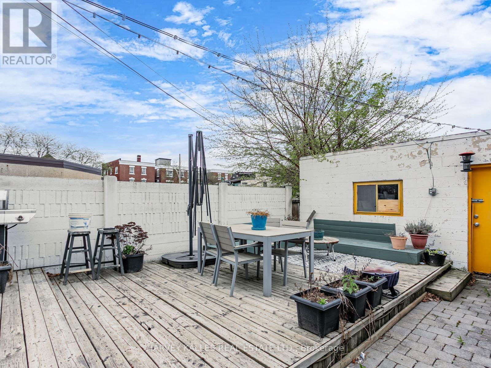 45 STRATHMORE BOULEVARD Image 24