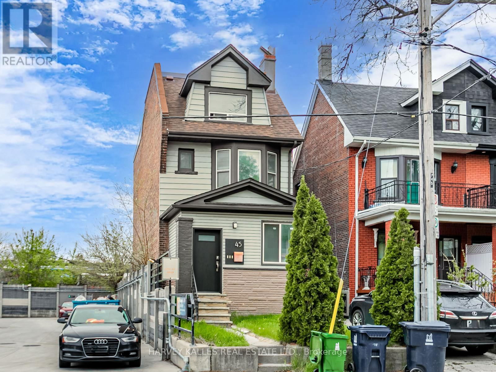 45 STRATHMORE BOULEVARD Image 26
