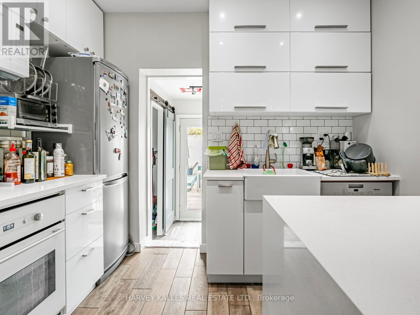 45 STRATHMORE BOULEVARD Image 6