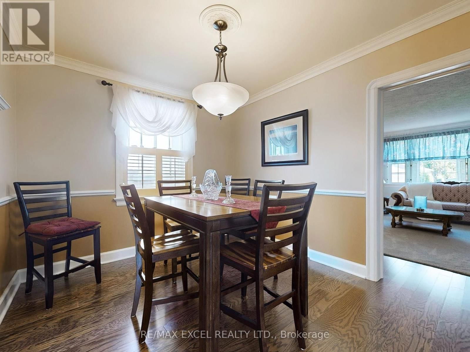 341 RICHMOND STREET Image 9