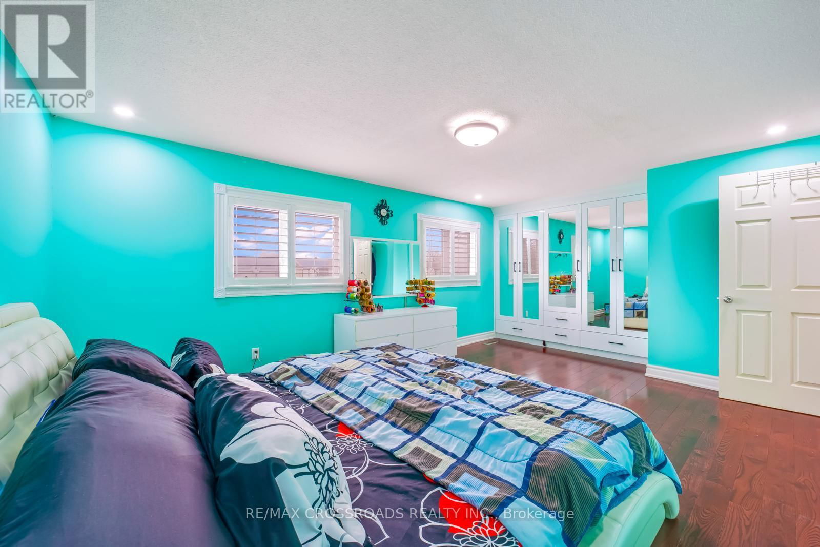 146 QUANTRELL TRAIL Image 18