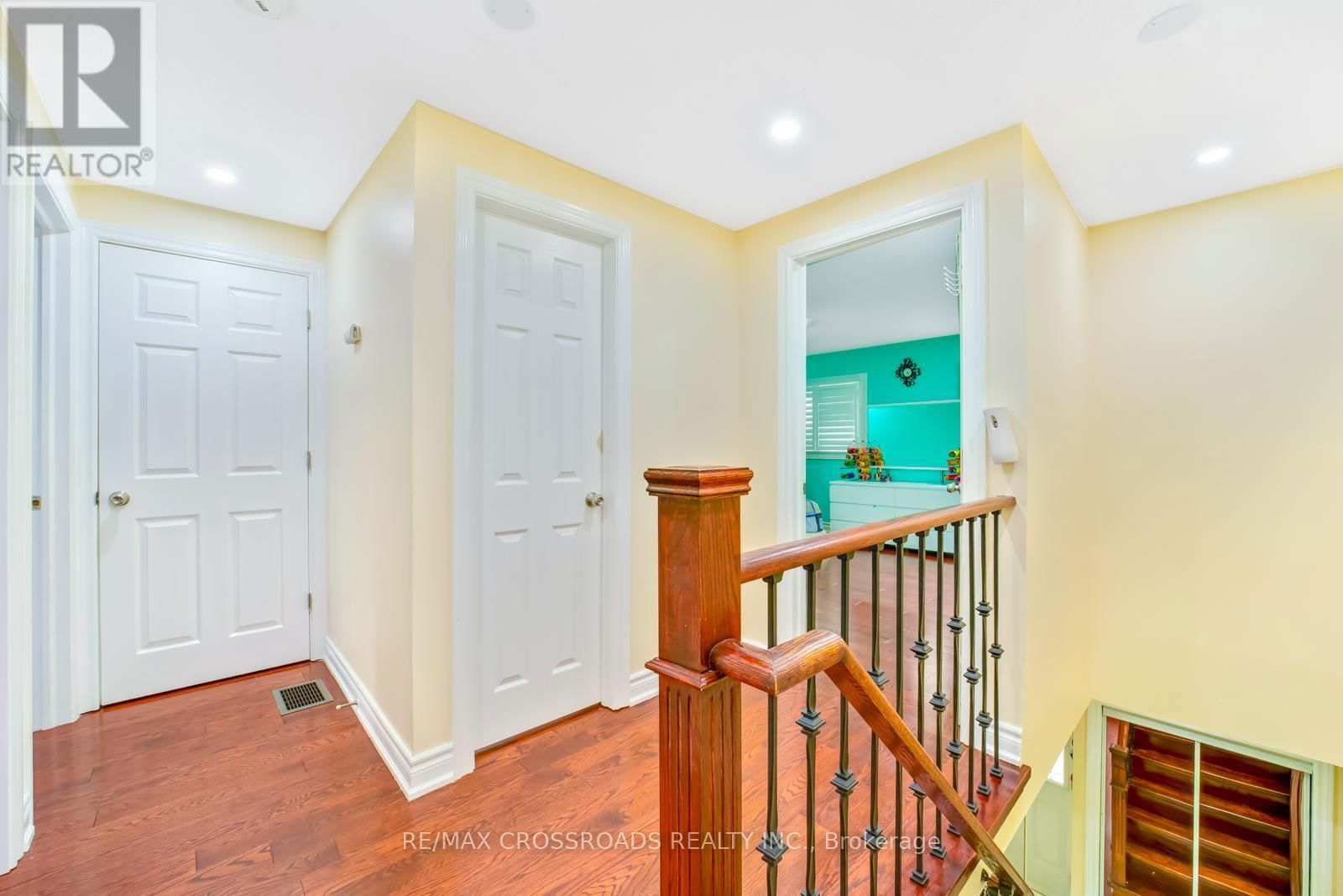 146 QUANTRELL TRAIL Image 9