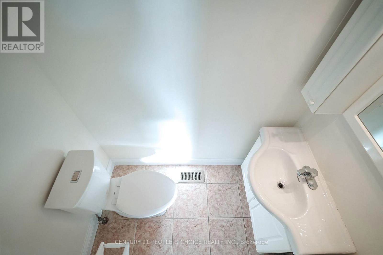 5 DENT STREET Image 22