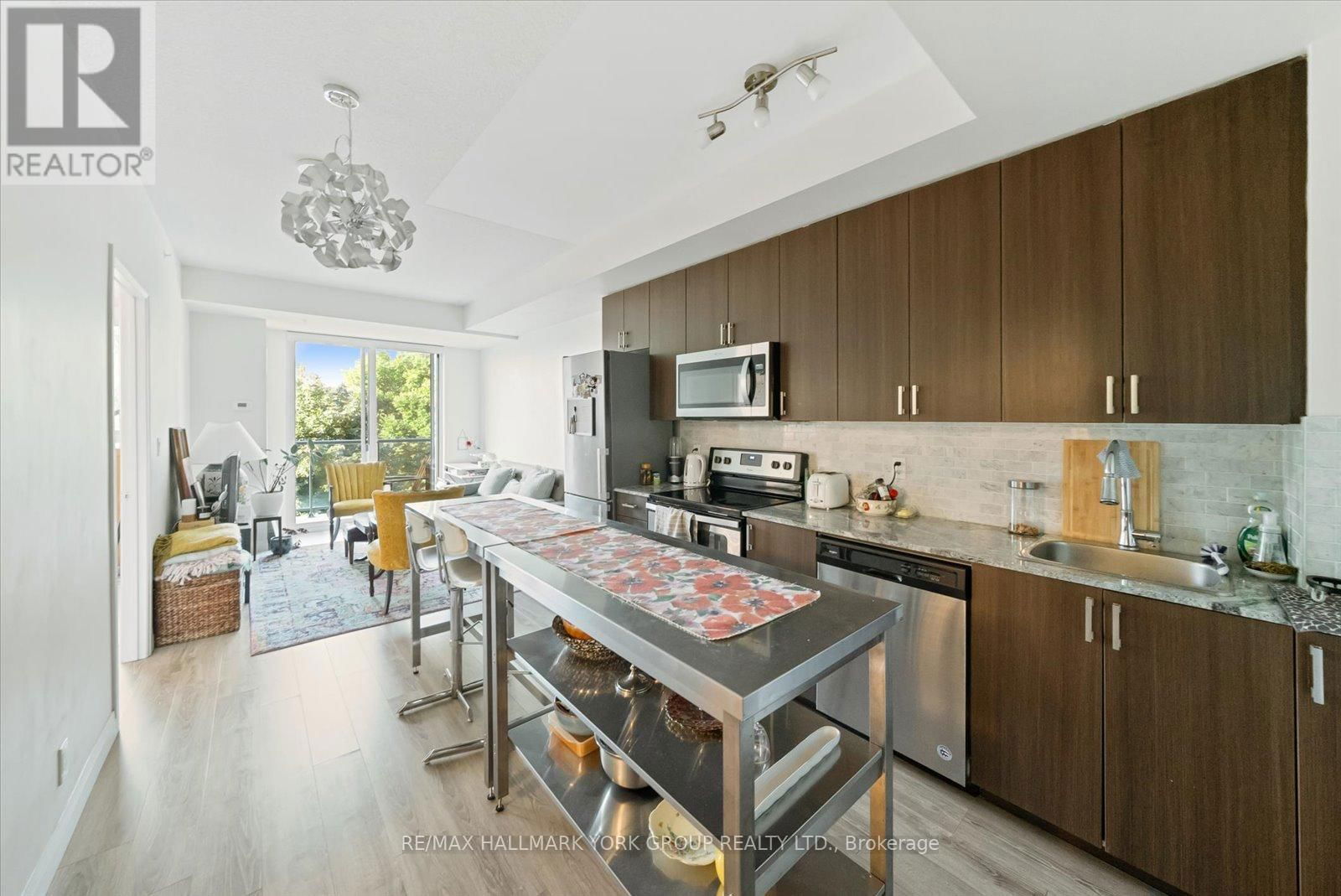 527 - 22 EAST HAVEN DRIVE Image 2
