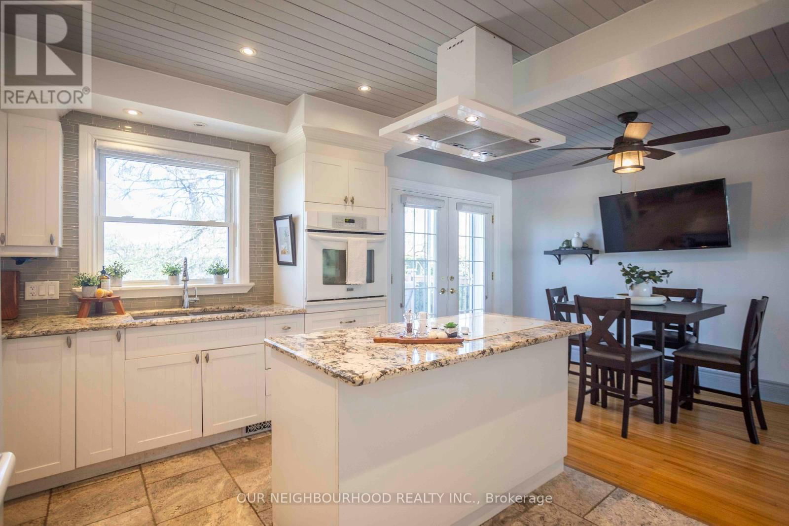 442 RIDGEWAY AVENUE Image 17