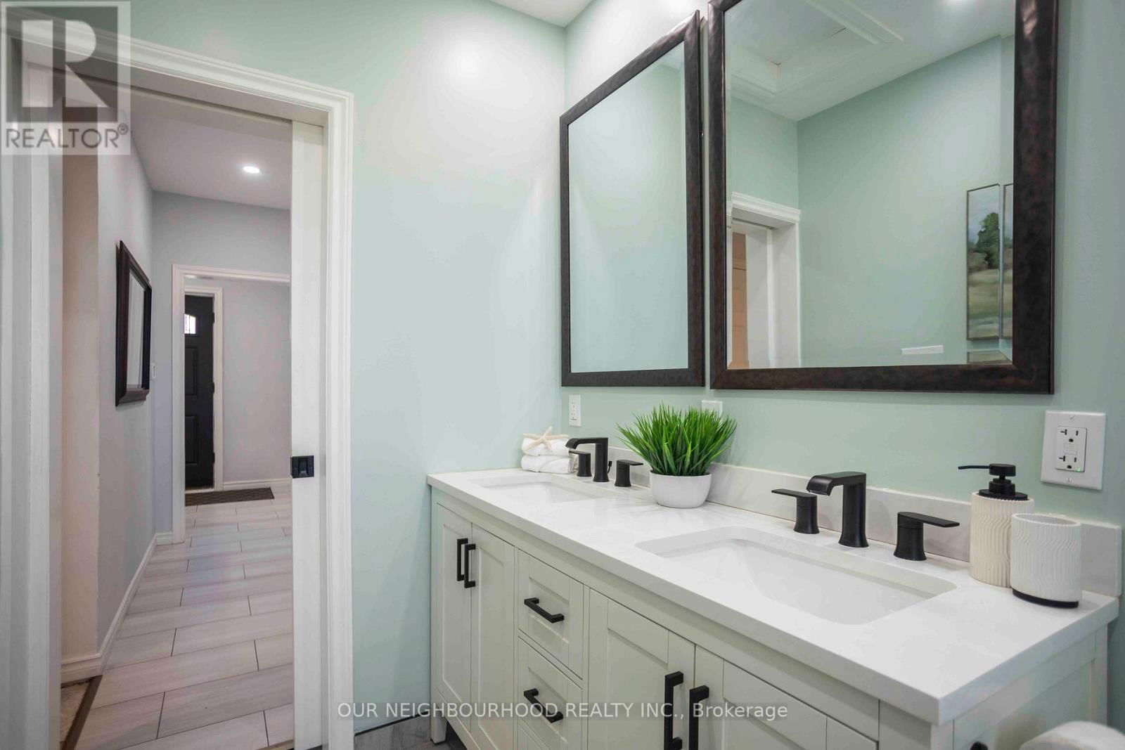 442 RIDGEWAY AVENUE Image 21