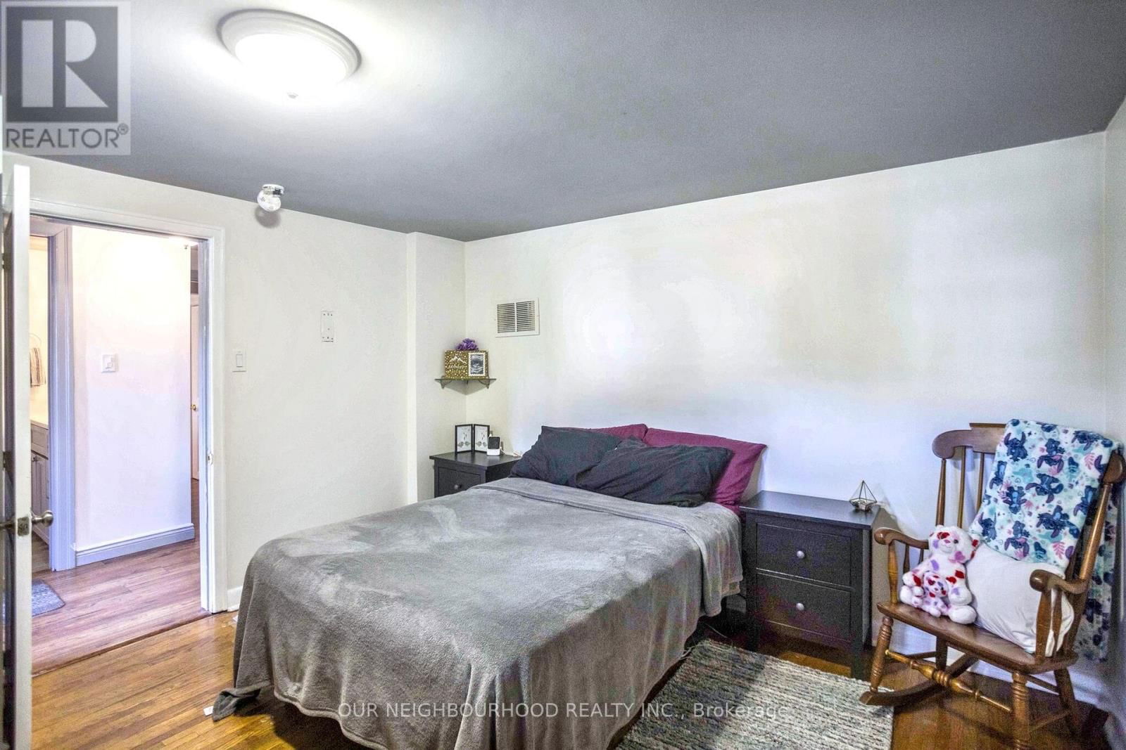 442 RIDGEWAY AVENUE Image 33
