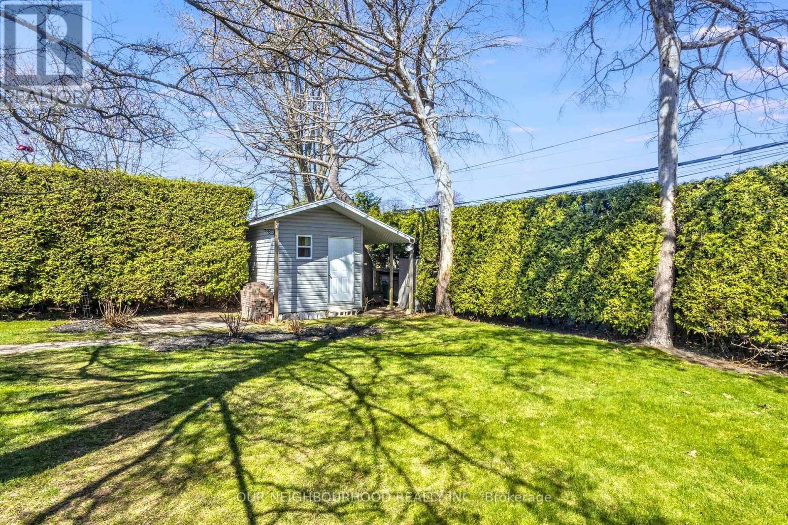 442 RIDGEWAY AVENUE Image 37