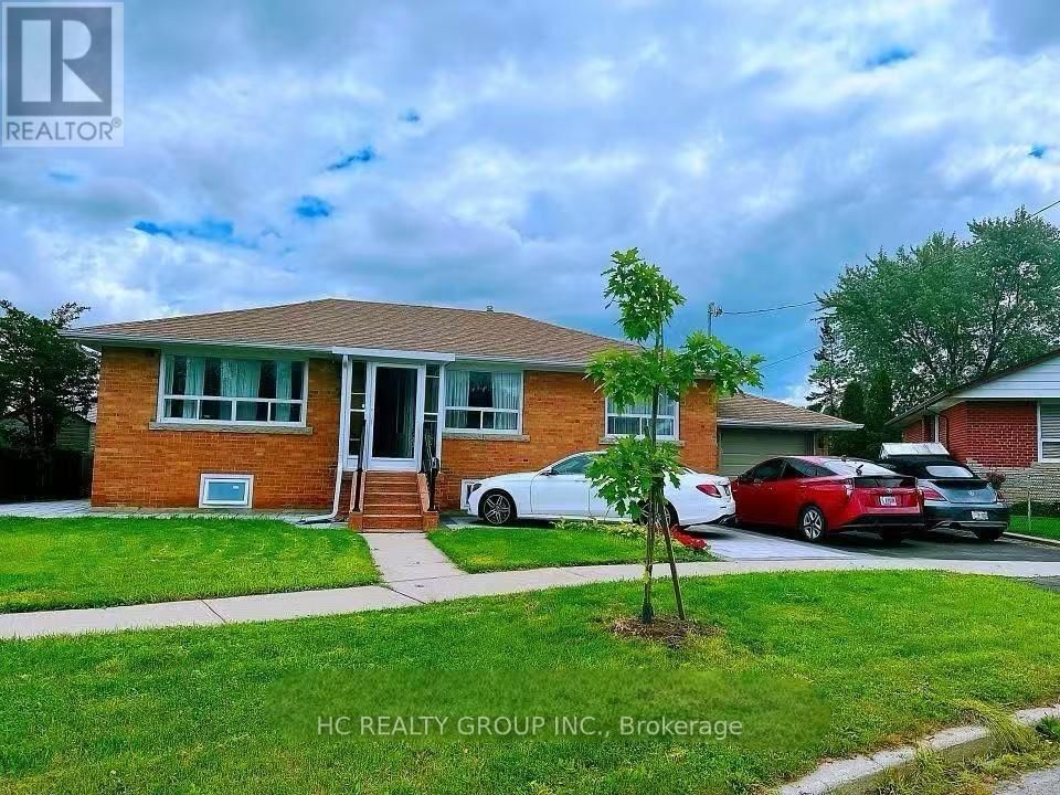 7 IVANHOE COURT Image 1