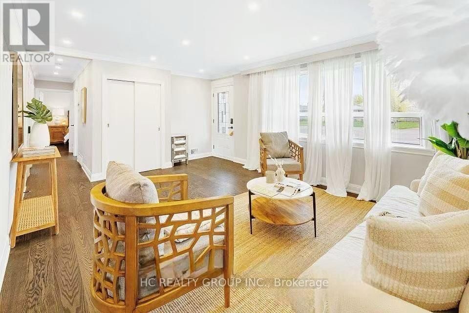 7 IVANHOE COURT Image 5